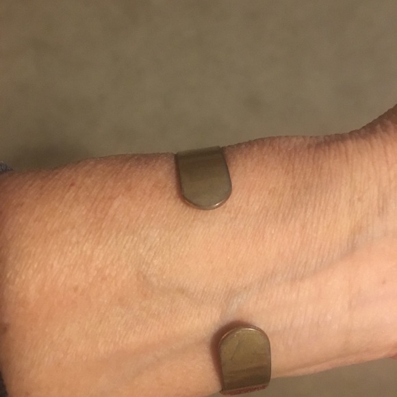 💐Multimedia Costume Cuff💐 - Picture 4 of 4